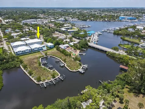 4650 SE Manatee Way Stuart FL 34997