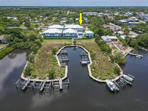 4650 SE Manatee Way Stuart FL 34997