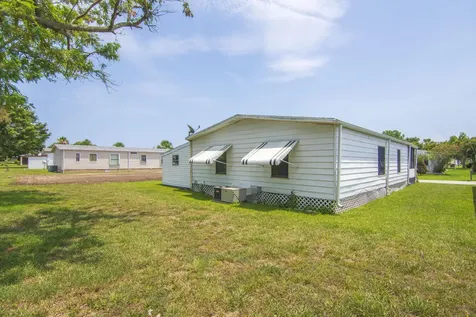 14086 Dalia Avenue Fort Pierce FL 34951