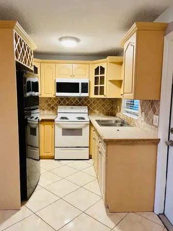 4491 Nw 1st Terrace Deerfield Beach FL 33064