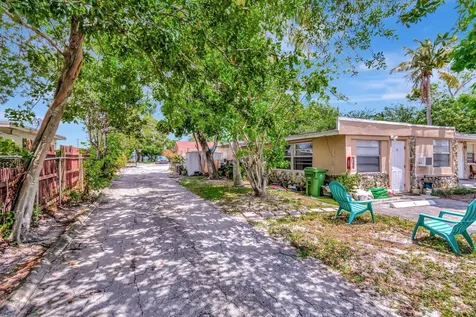 3063 Floweva Street Palm Springs FL 33406