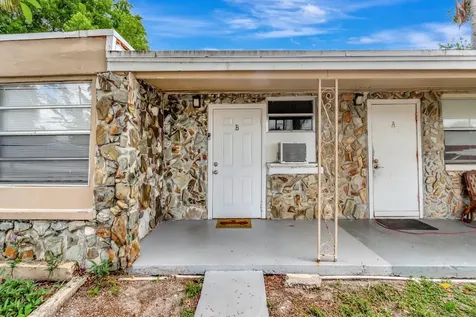 3063 Floweva Street Palm Springs FL 33406