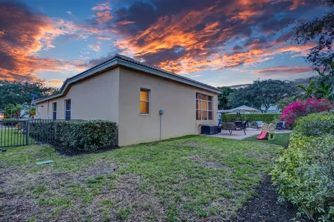146 Magnolia Way Tequesta FL 33469