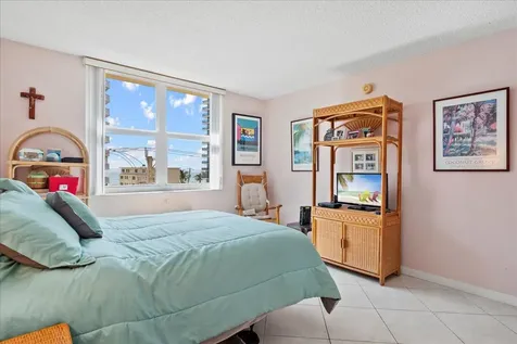 1009 N Ocean Boulevard Pompano Beach FL 33062