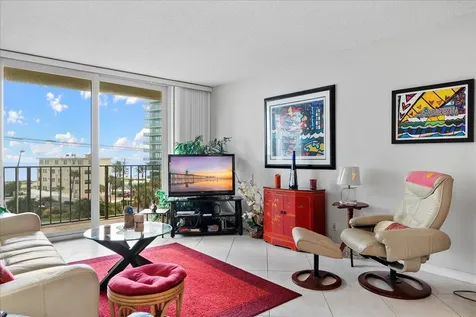 1009 N Ocean Boulevard Pompano Beach FL 33062
