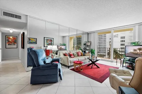 1009 N Ocean Boulevard Pompano Beach FL 33062