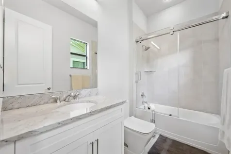 6950 Nw 25th Way Boca Raton FL 33496