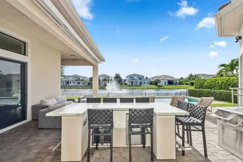 6950 Nw 25th Way Boca Raton FL 33496