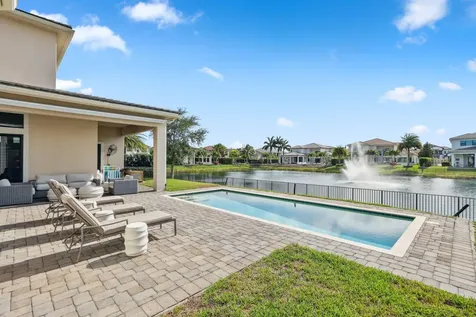 6950 Nw 25th Way Boca Raton FL 33496
