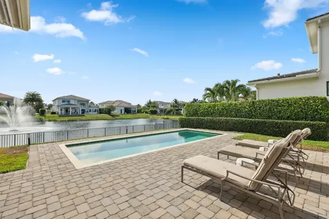 6950 Nw 25th Way Boca Raton FL 33496
