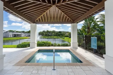 6950 Nw 25th Way Boca Raton FL 33496