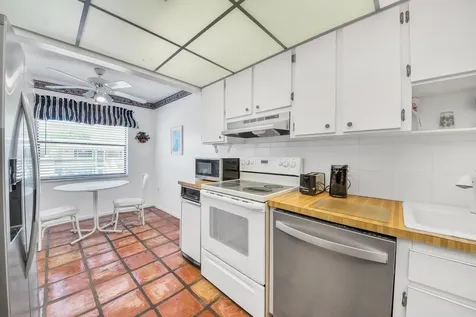 36 Stratford Lane Boynton Beach FL 33436