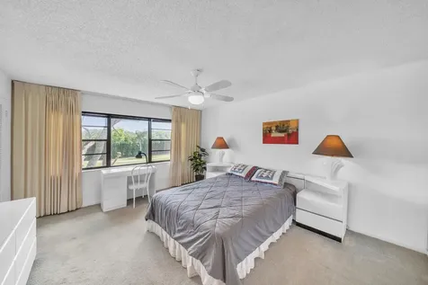 36 Stratford Lane Boynton Beach FL 33436