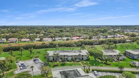 36 Stratford Lane Boynton Beach FL 33436