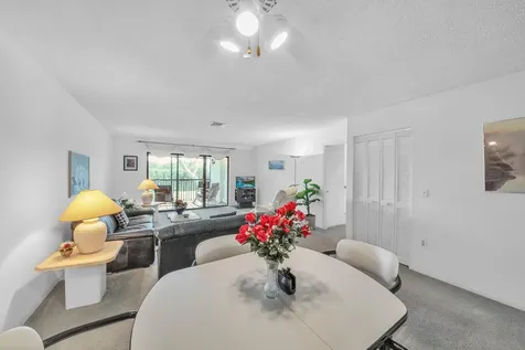 36 Stratford Lane Boynton Beach FL 33436