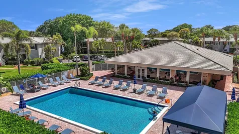 36 Stratford Lane Boynton Beach FL 33436