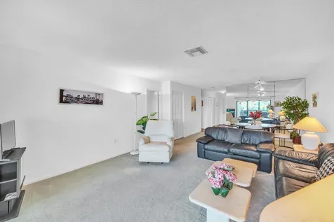 36 Stratford Lane Boynton Beach FL 33436