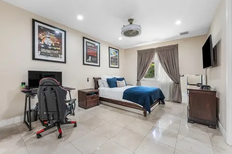 17906 Aberdeen Way Boca Raton FL 33496