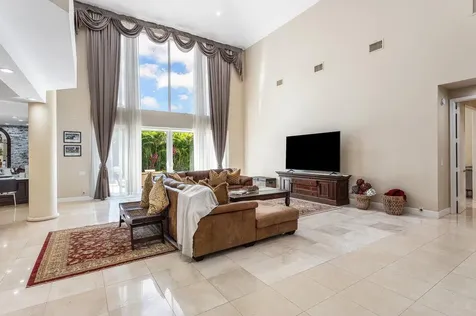 17906 Aberdeen Way Boca Raton FL 33496
