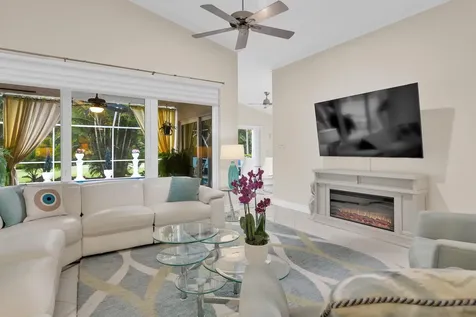 21368 Bridge View Drive Boca Raton FL 33428