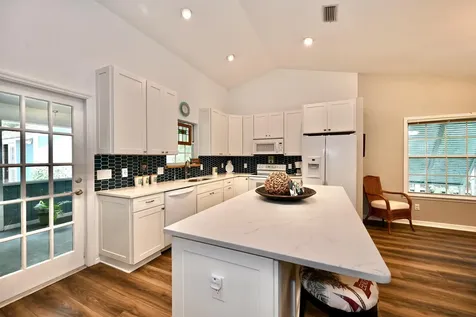 9460 Seagrape Drive Vero Beach FL 32963