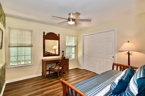 9460 Seagrape Drive Vero Beach FL 32963