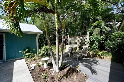 9460 Seagrape Drive Vero Beach FL 32963