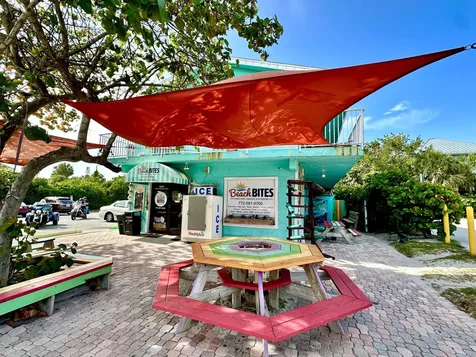 9460 Seagrape Drive Vero Beach FL 32963