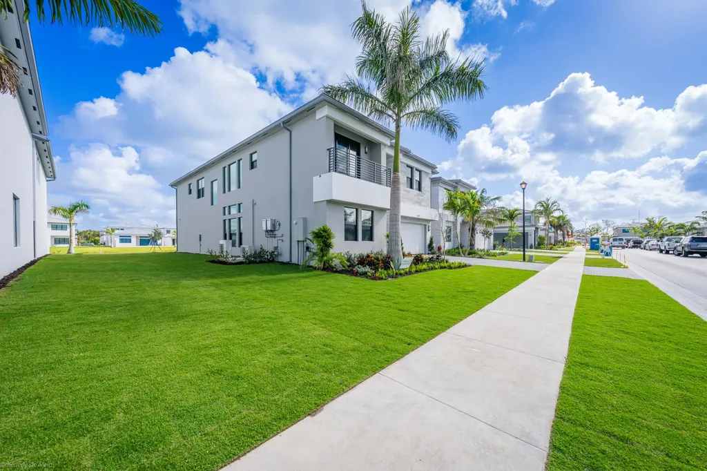 9147 Silver Marsh Lane Boca Raton FL 33434