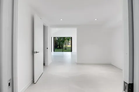 6560 Las Flores Drive Boca Raton FL 33433