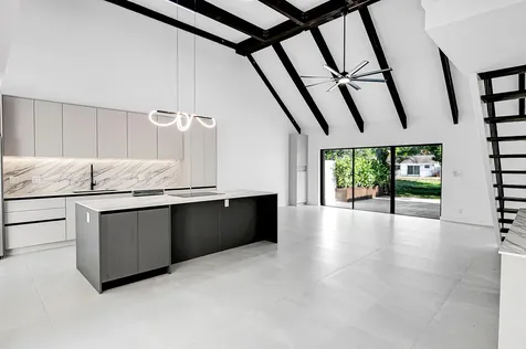 6560 Las Flores Drive Boca Raton FL 33433