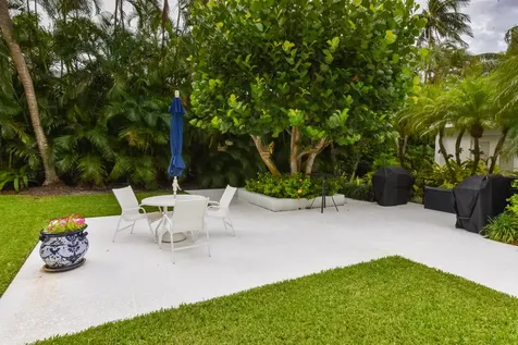 2860 S Ocean Boulevard Palm Beach FL 33480