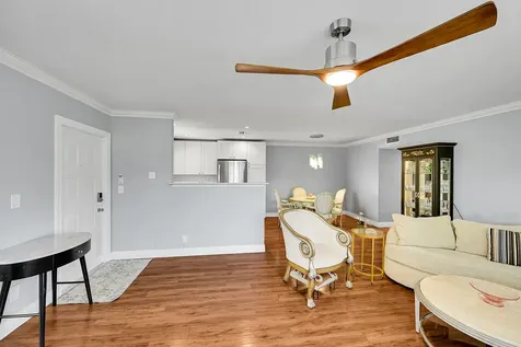 4585 Nw 3rd Street Delray Beach FL 33445