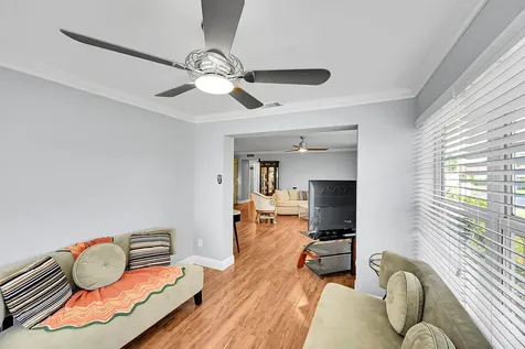 4585 Nw 3rd Street Delray Beach FL 33445