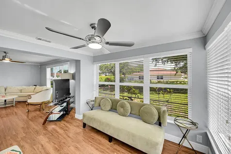 4585 Nw 3rd Street Delray Beach FL 33445