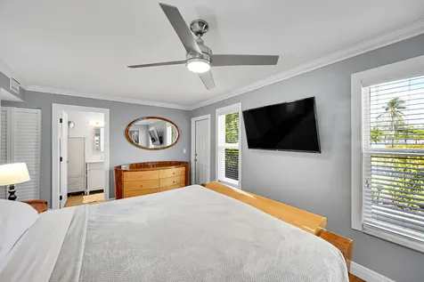 4585 Nw 3rd Street Delray Beach FL 33445