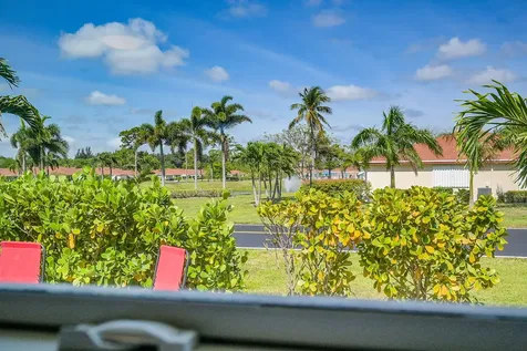 4585 Nw 3rd Street Delray Beach FL 33445