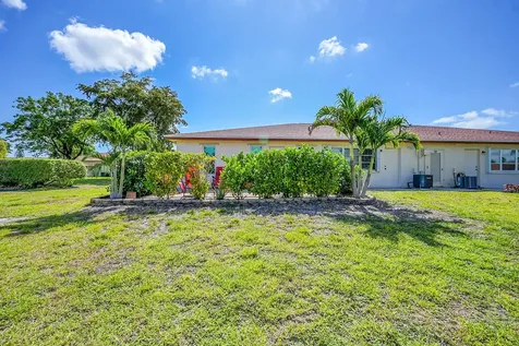 4585 Nw 3rd Street Delray Beach FL 33445