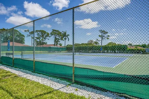 4585 Nw 3rd Street Delray Beach FL 33445