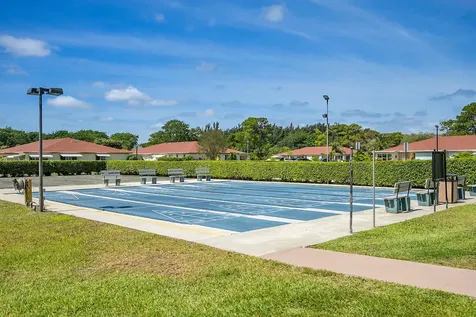 4585 Nw 3rd Street Delray Beach FL 33445