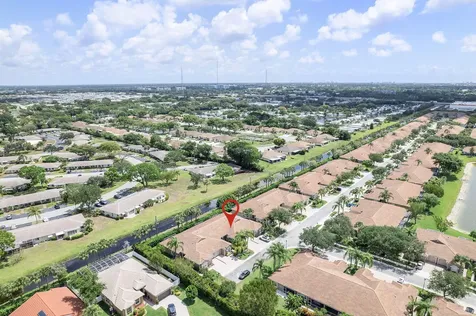 8595 Via Serena Boca Raton FL 33433