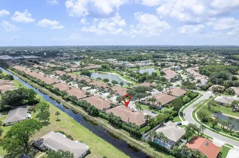 8595 Via Serena Boca Raton FL 33433