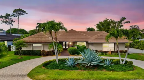 4668 Wildewood Drive Delray Beach FL 33445