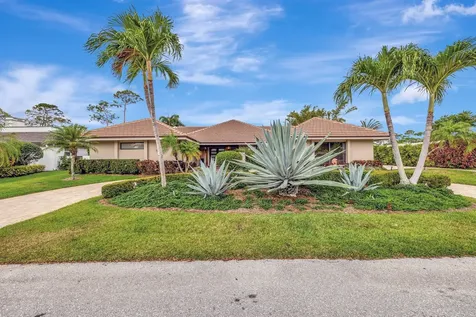 4668 Wildewood Drive Delray Beach FL 33445