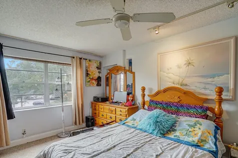 4364 Nw 9th Avenue Deerfield Beach FL 33064