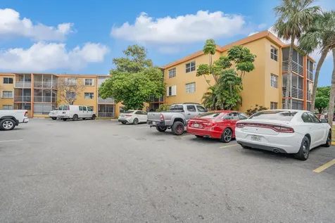 4364 Nw 9th Avenue Deerfield Beach FL 33064