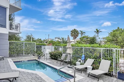 1900 Se 2nd Street Deerfield Beach FL 33441