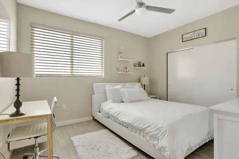 1900 Se 2nd Street Deerfield Beach FL 33441