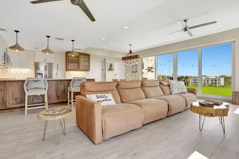 1900 Se 2nd Street Deerfield Beach FL 33441