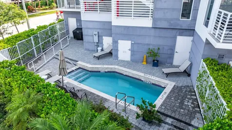1900 Se 2nd Street Deerfield Beach FL 33441